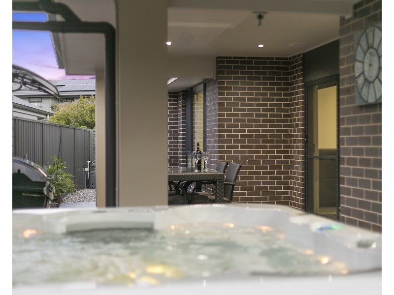 22 Oimara Street, Fern Bay NSW 2295