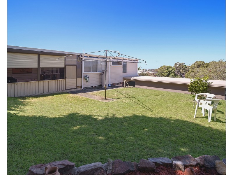 10 Neerim Avenue, Kotara South NSW 2289