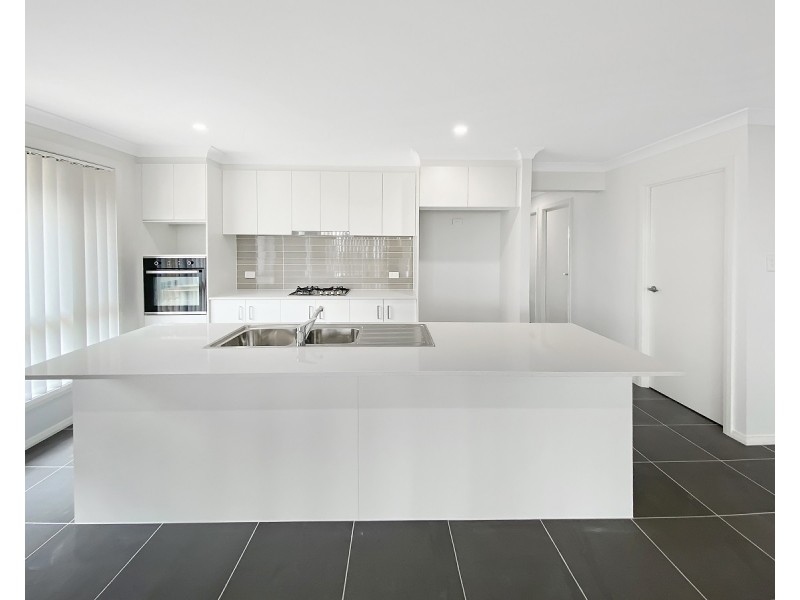 19a Tarragon Way, Chisholm NSW 2322