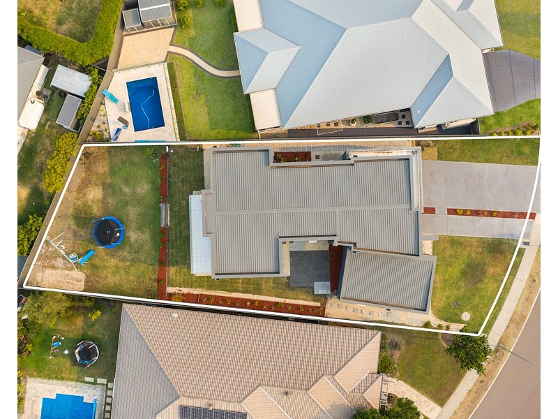 61 Dune Drive, Fern Bay NSW 2295