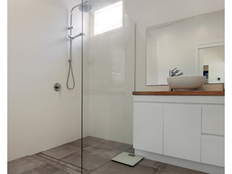 33 Bulkara Street, Adamstown Heights NSW 2289