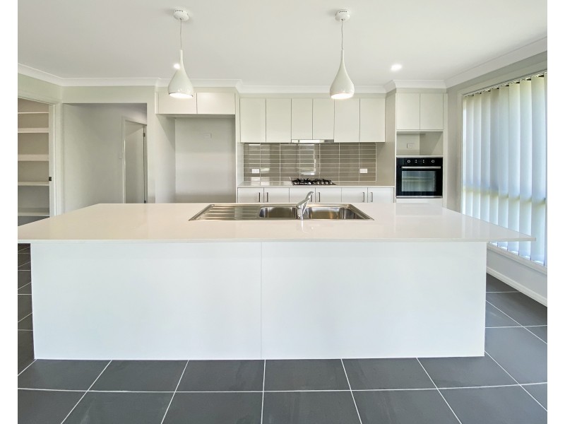 48 Arrowtail Street, Chisholm NSW 2322