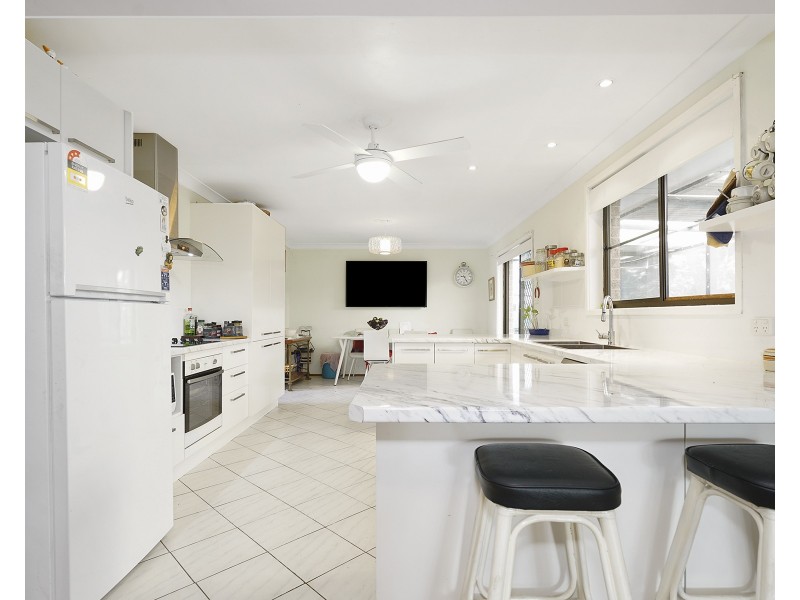 7 Popplewell Road, Fern Bay NSW 2295