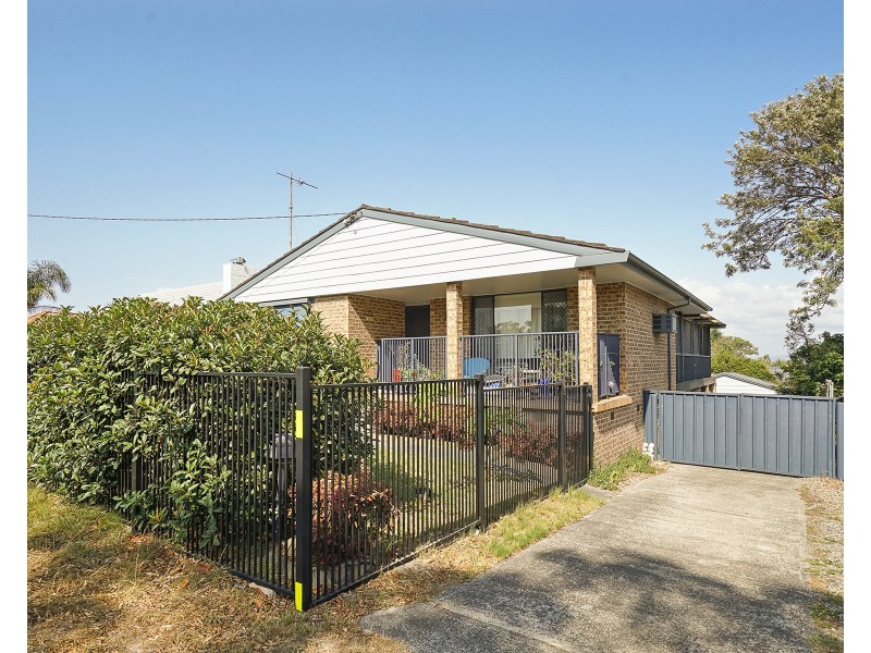 7 Popplewell Road, Fern Bay NSW 2295