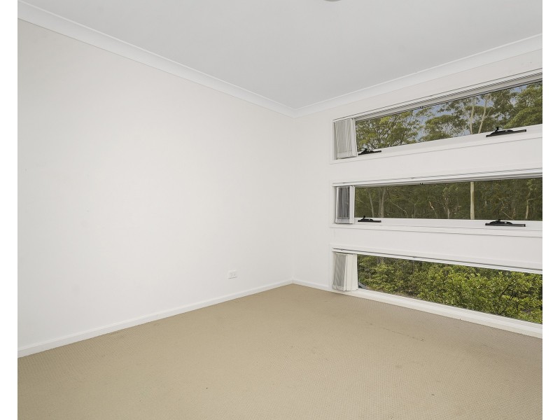 22 Crestview Street, Fletcher NSW 2287