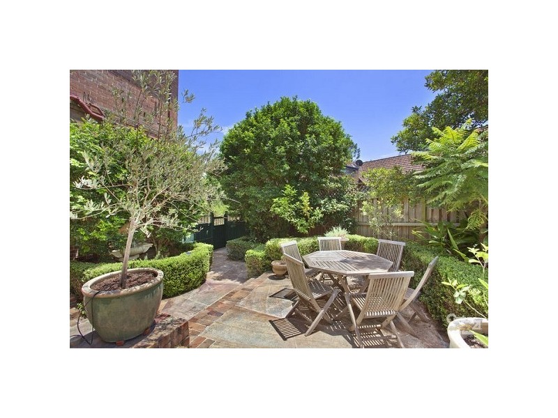 2 Woolwich Road, Hunters Hill NSW 2110