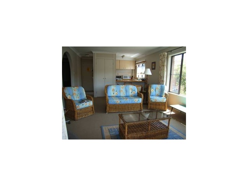1/1632 Ocean Drive Lake Cathie, Lake Cathie NSW 2445