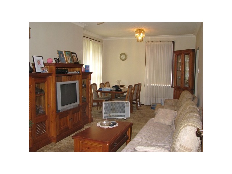 23 Arnold Street, Peakhurst NSW 2210