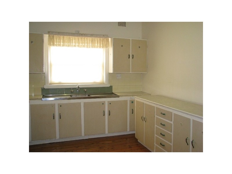 2 Zealander  St, Sandringham NSW 2219