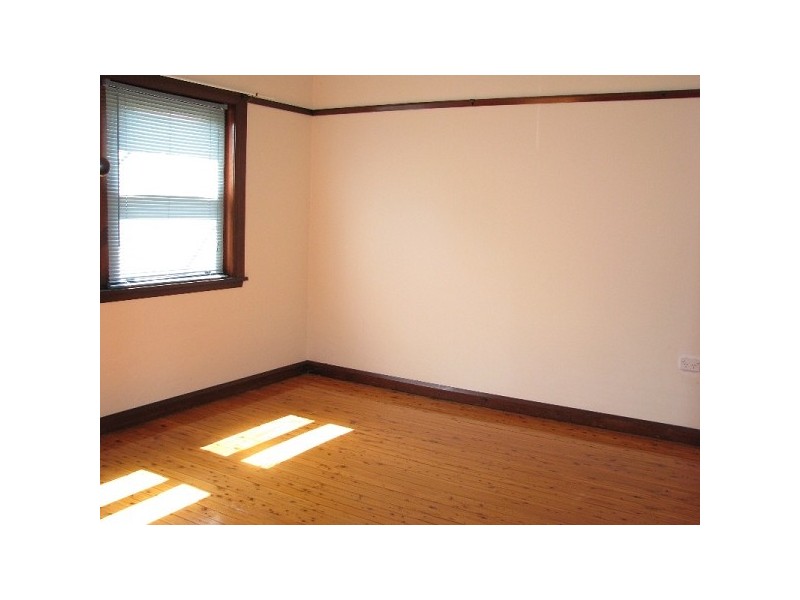 2 Zealander  St, Sandringham NSW 2219