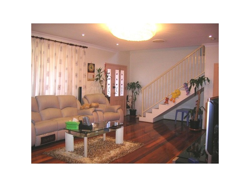 1/674 Forest Rd, Mortdale NSW 2223