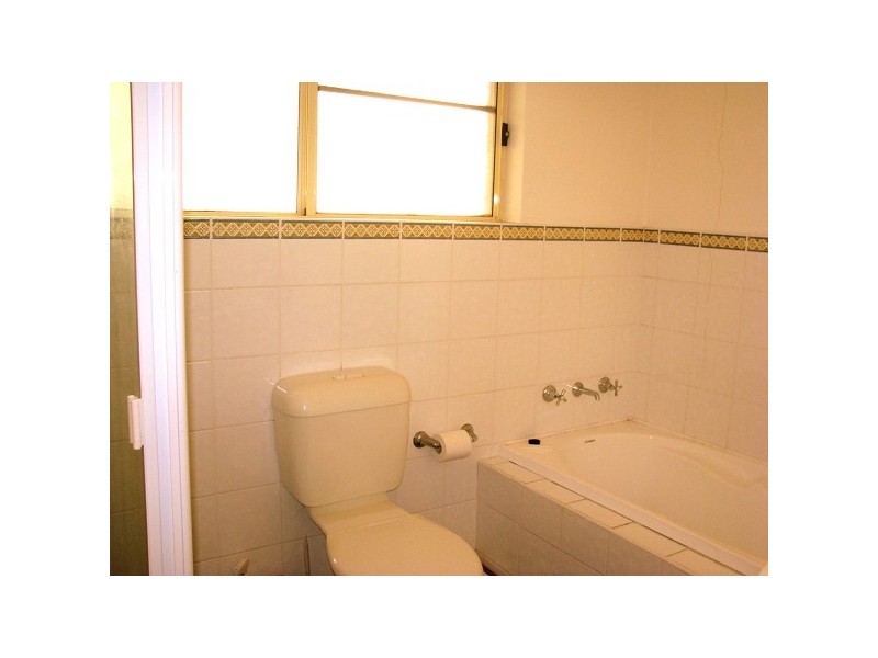 18/32-34 Wolli Creek Rd, Banksia NSW 2216