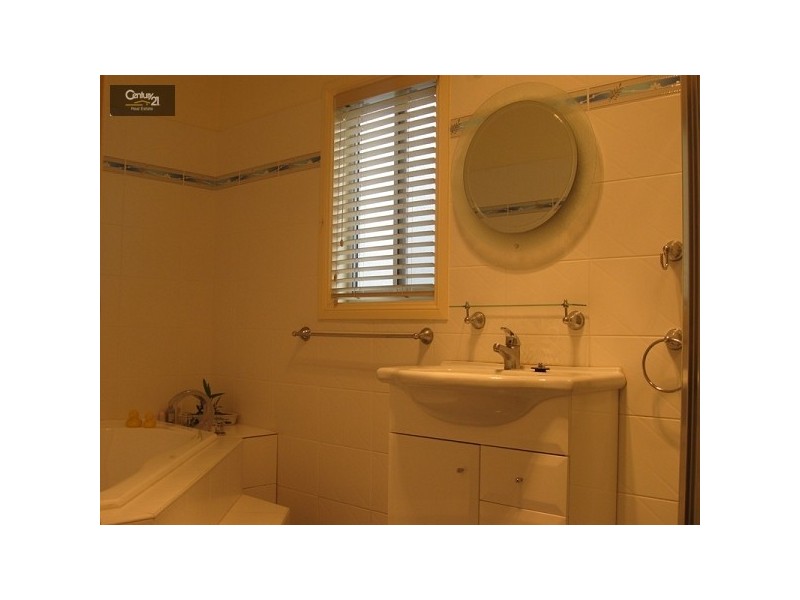 180 Boundary Rd, Peakhurst NSW 2210