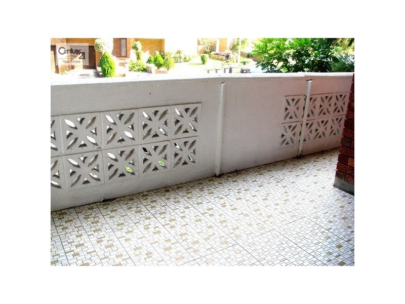 2/6-8 Woids Ave, Hurstville NSW 2220