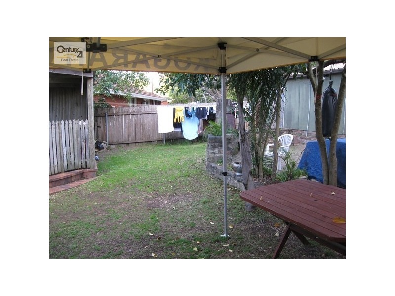 24 Ogilvy St, Peakhurst NSW 2210