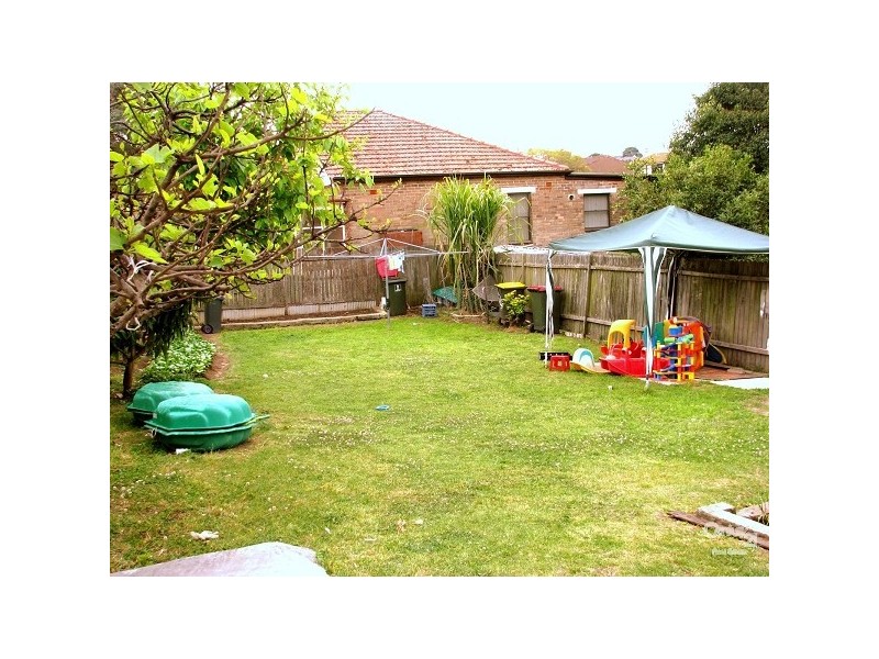 54 Durham St, Carlton NSW 2218