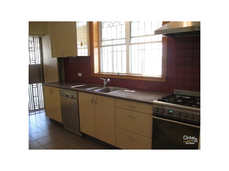 100 Glenfarne St, Bexley NSW 2207