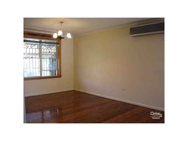 100 Glenfarne St, Bexley NSW 2207