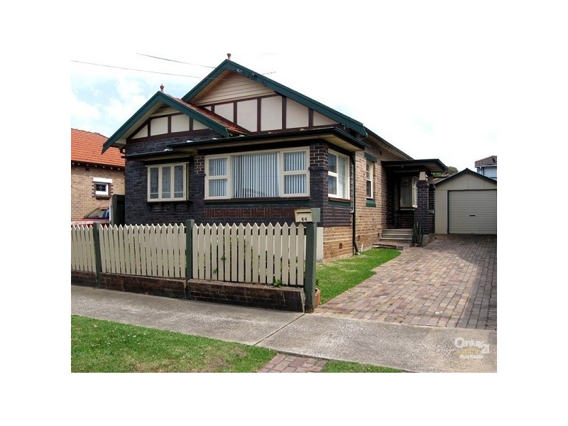 44 Glenfarne St, Bexley NSW 2207