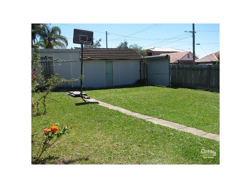 50 Bristol Rd, Hurstville NSW 2220