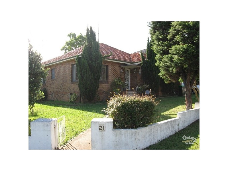 21 Lundy Avenue, Kingsgrove NSW 2208