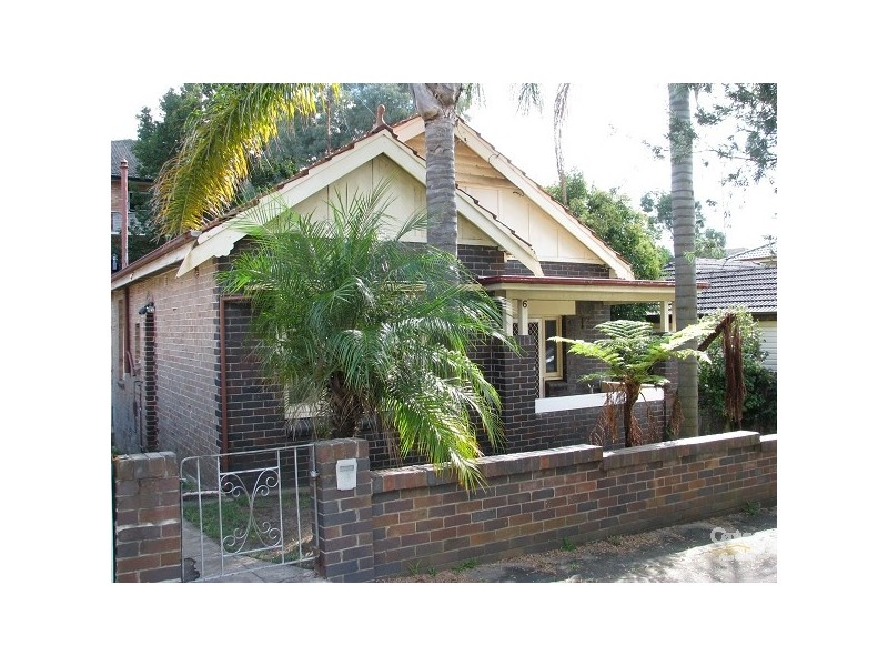 6 Argyle St, Carlton NSW 2218