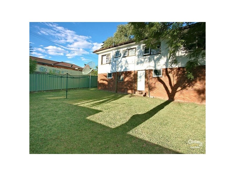 45 Greenacre Rd, South Hurstville NSW 2221