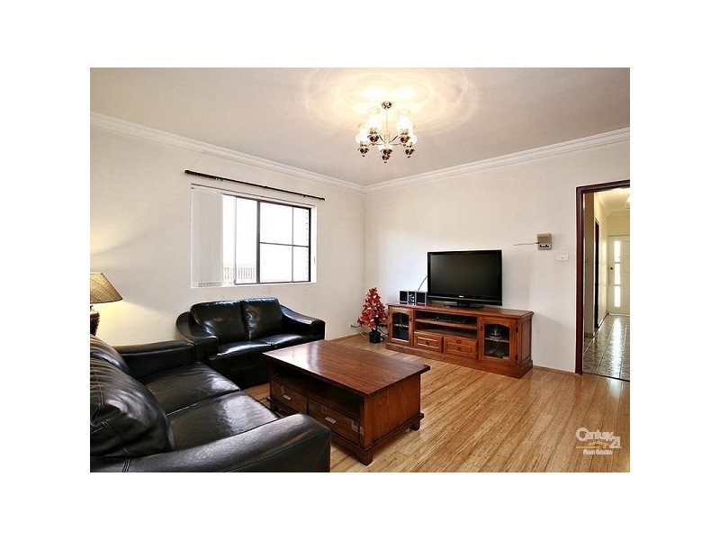 123 Carrington Ave, Hurstville NSW 2220