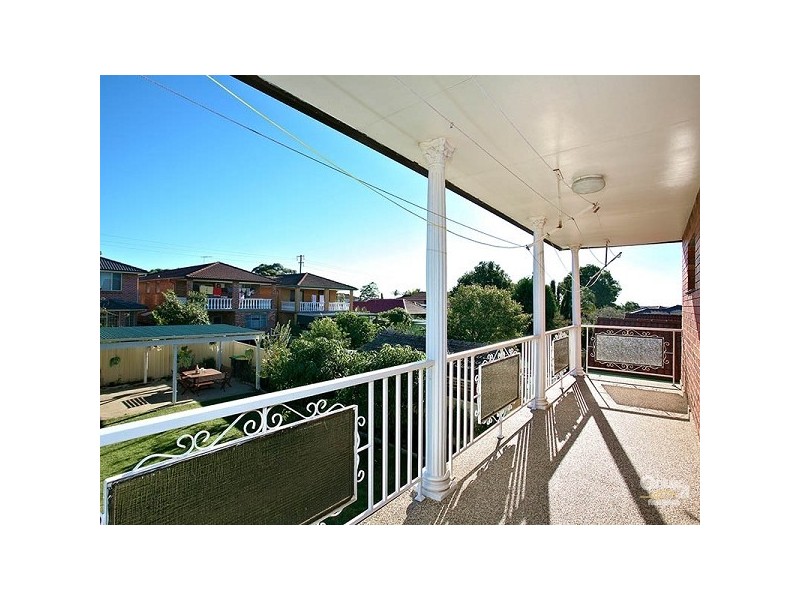 123 Carrington Ave, Hurstville NSW 2220