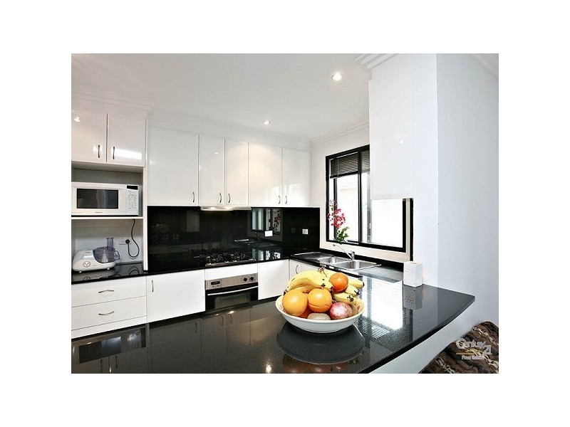 230 Chuter Ave, Sans Souci NSW 2219