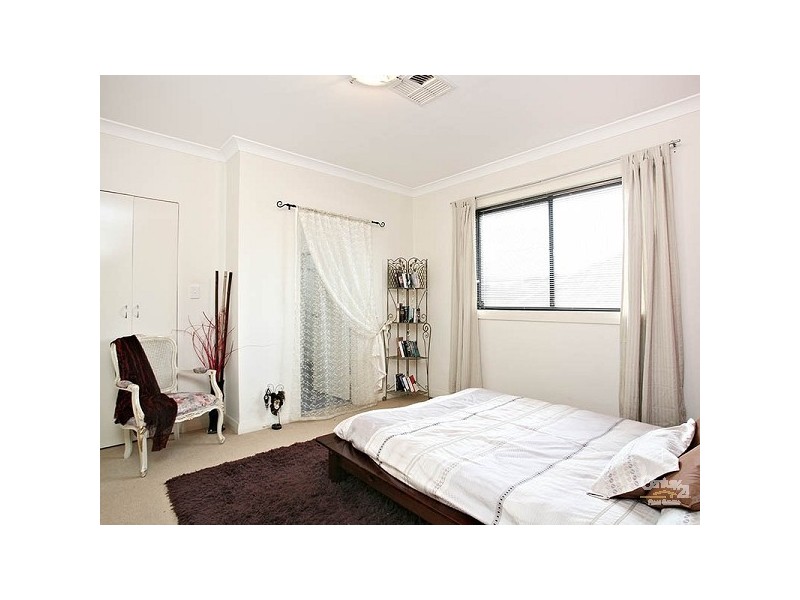 230 Chuter Ave, Sans Souci NSW 2219