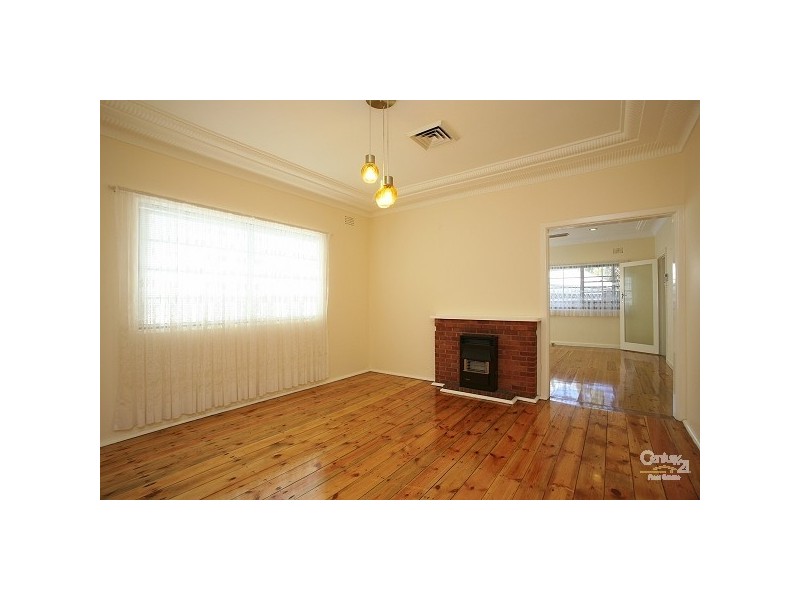 23 Bristol Rd, Hurstville NSW 2220