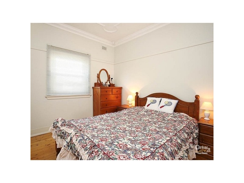 49 Bristol Rd, Hurstville NSW 2220