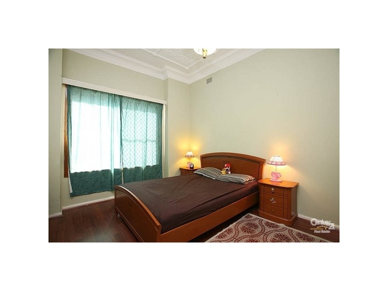 14 Maher St, Hurstville NSW 2220