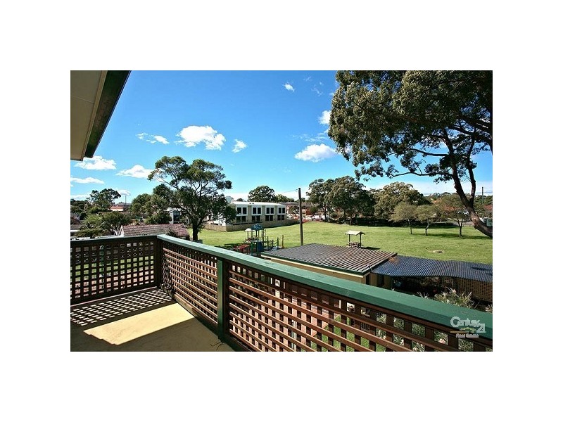 29 Bristol Rd, Hurstville NSW 2220