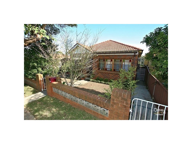 16 Crosby Ave, Hurstville NSW 2220