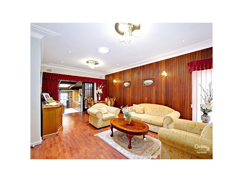 38 Tallawalla Street, Beverly Hills NSW 2209