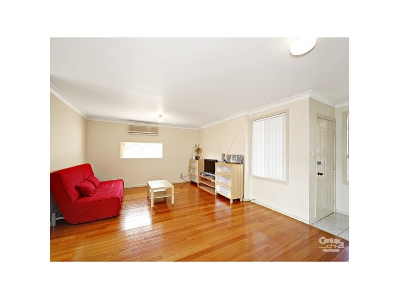 3/2 Taronga St, Hurstville NSW 2220