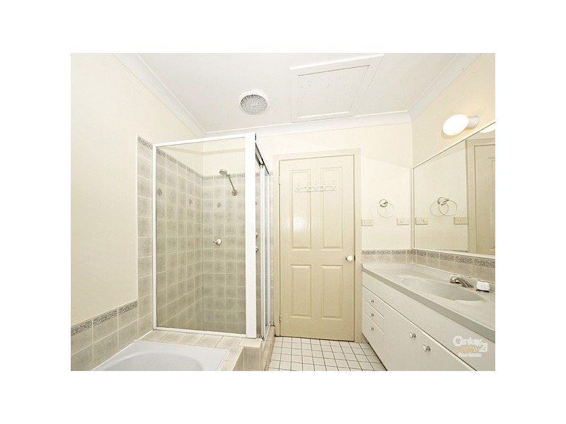 3/2 Taronga St, Hurstville NSW 2220