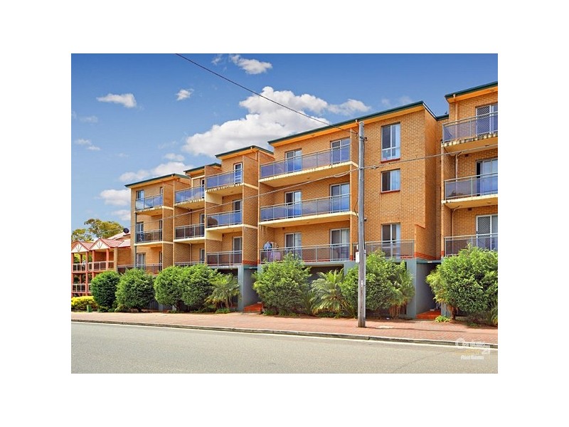 13/6-12 Hudson St, Hurstville NSW 2220