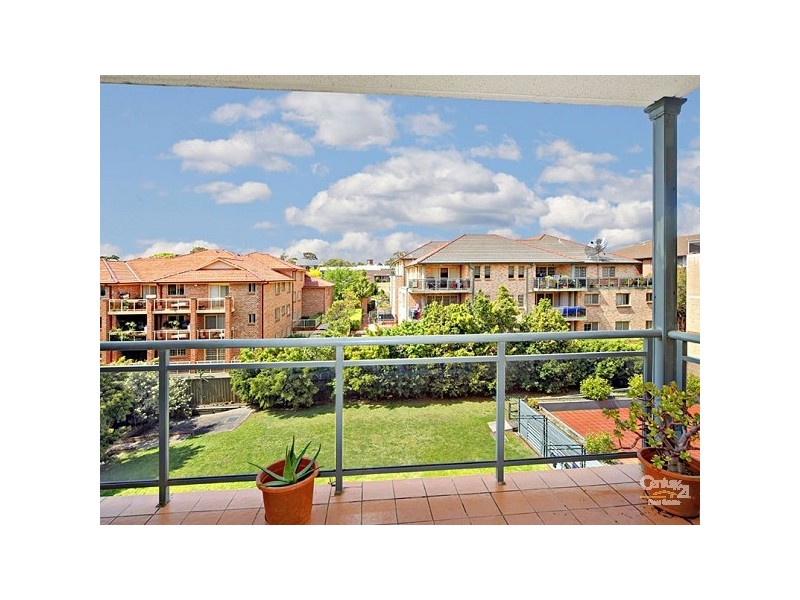 13/6-12 Hudson St, Hurstville NSW 2220