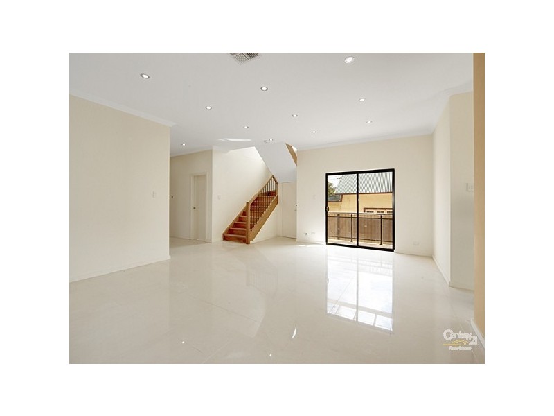 24A Ogilvy Street, Peakhurst NSW 2210