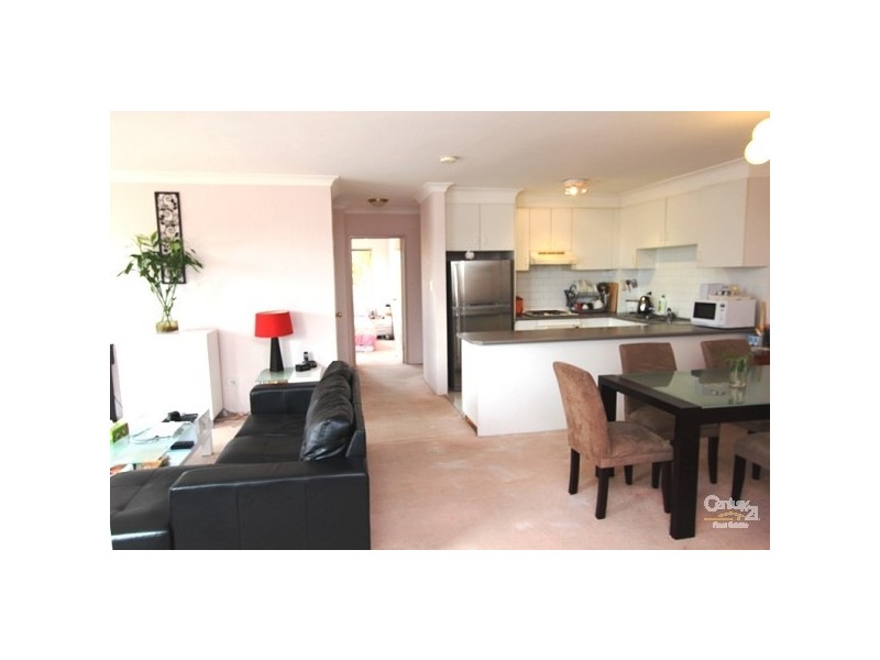 4/67 Queens Road, Hurstville NSW 2220