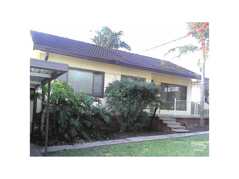 1 Sunlea Ave, Mortdale NSW 2223