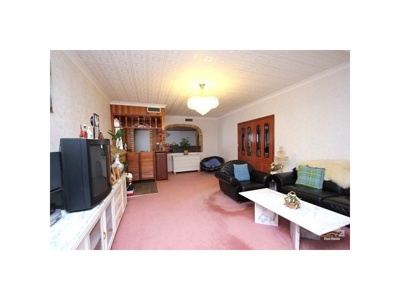 245 Fowler Road, Illawong NSW 2234