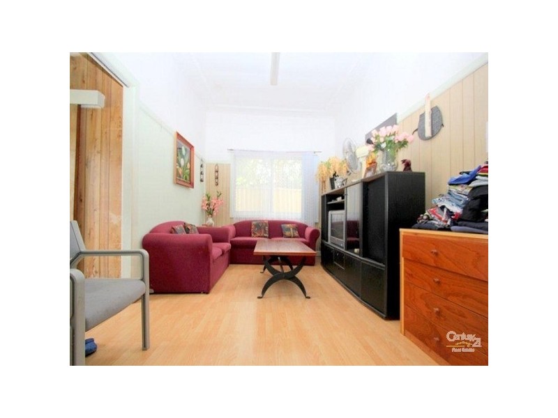 127 Morts Rd, Mortdale NSW 2223