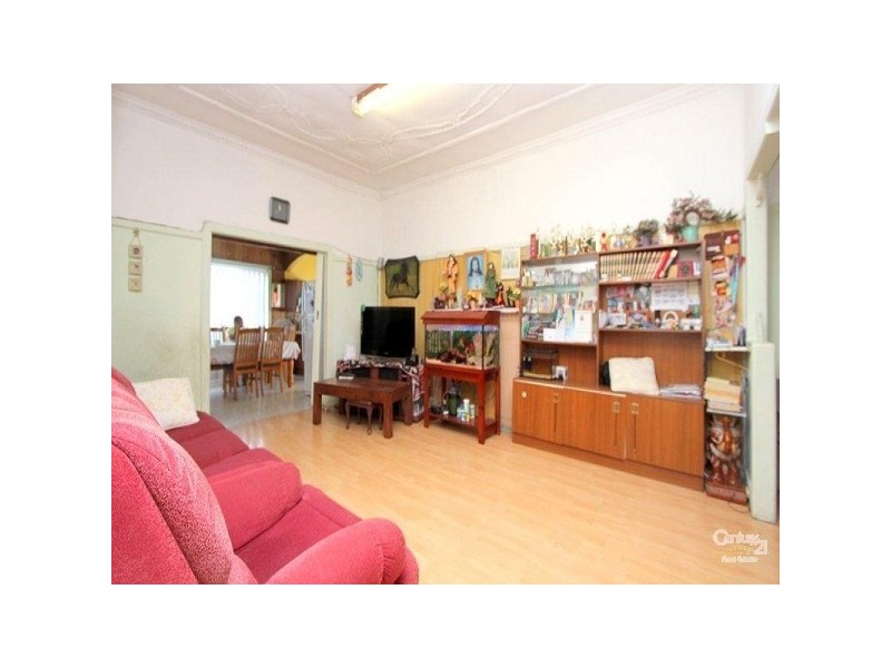 127 Morts Rd, Mortdale NSW 2223