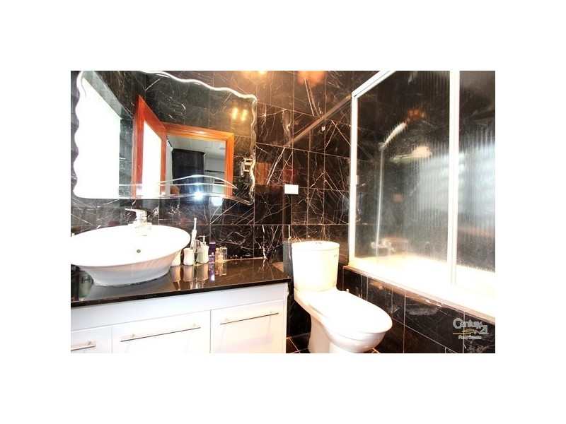 8a Neirbo Avenue, Hurstville NSW 2220