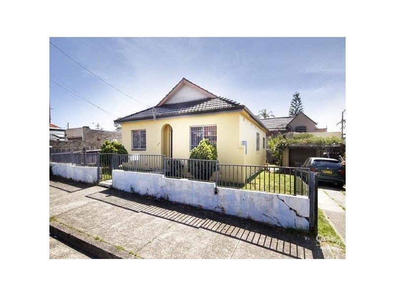 104 Glenfarne St, Bexley NSW 2207