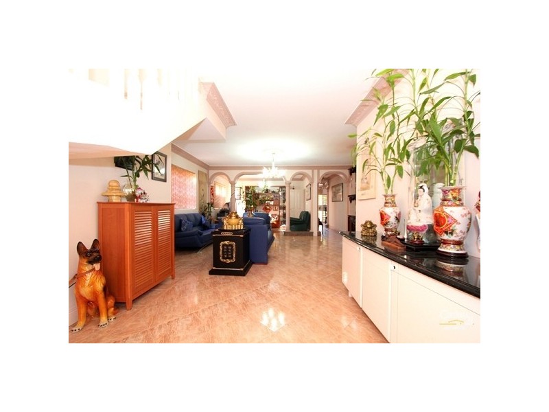 16 Hampton Street, Hurstville Grove NSW 2220